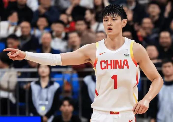 NBA夏联-中国男篮负黄蜂杨瀚森12分7失误6犯(中国男篮黄蜂队)